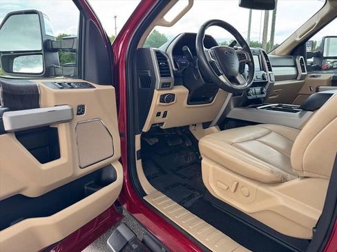 Used 2020 Ford F250 Lariat w/ Lariat Ultimate Package AWD/4WD image 13