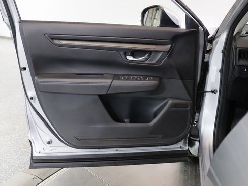 Used 2023 Honda CR-V EX image 11