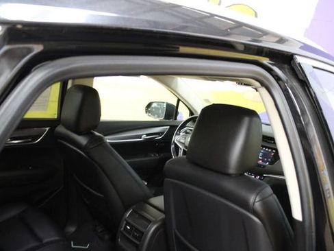 Used 2019 Cadillac XT5 Luxury AWD/4WD image 10