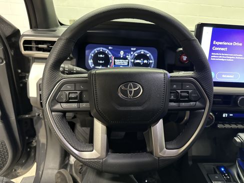 Used 2024 Toyota Tacoma TRD Off-Road AWD/4WD image 18