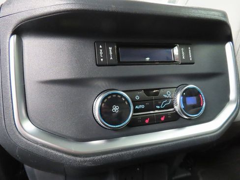 Used 2025 Ford Expedition Max Platinum w/ Platinum Ultimate Package image 11