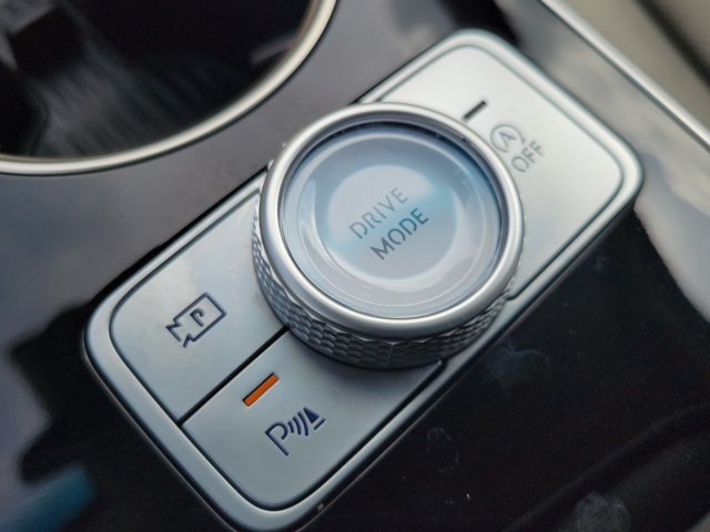 Certified 2026 Genesis GV80 2.5T RWD image 30