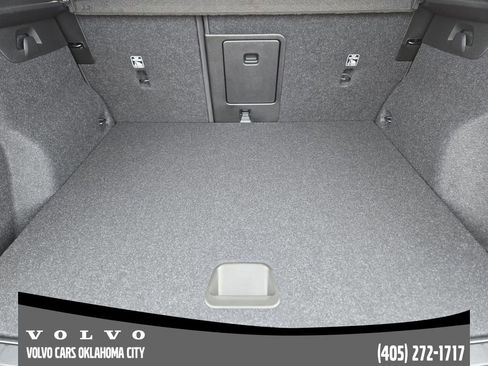 New 2026 Volvo XC40 B5 Core w/ Protection Package Premier image 31