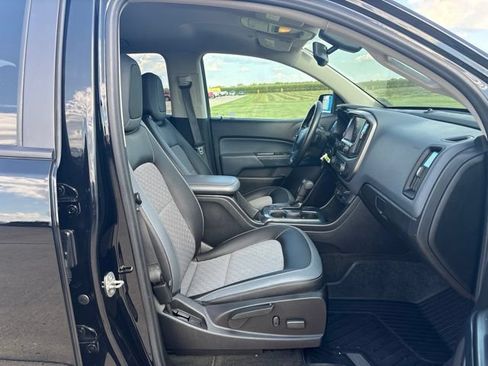 Used 2017 Chevrolet Colorado Z71 w/ Z71 Midnight Edition AWD/4WD image 20