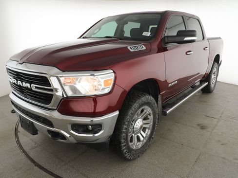 Used 2019 RAM 1500 Big Horn AWD/4WD image 2