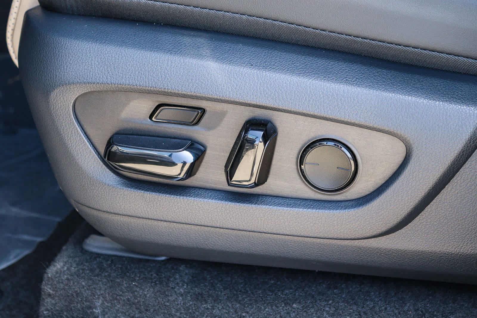 Certified 2026 Lexus GX 550 AWD/4WD image 24