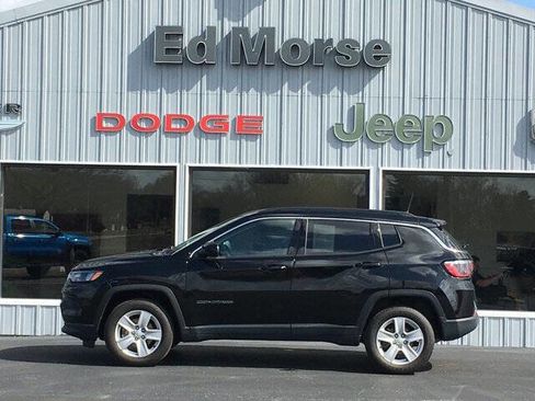 Used 2022 Jeep Compass Latitude image 6