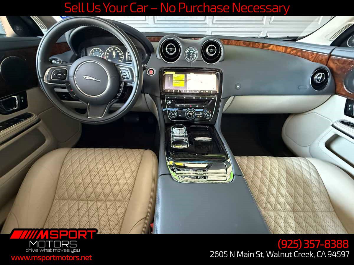 Used 2019 Jaguar XJ L Portfolio RWD image 12