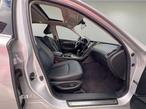 Used 2018 INFINITI Q50 Luxe w/ Essential Package (3.0T Luxe) image 56