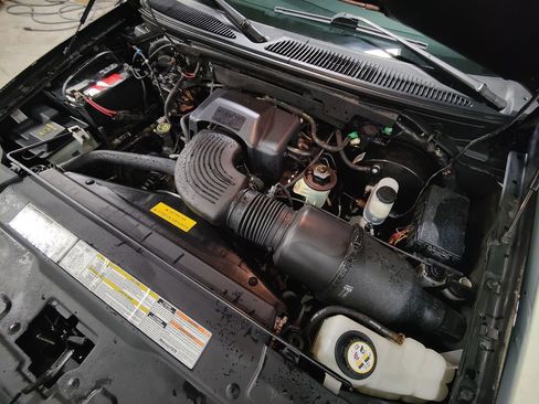 Used 2000 Ford F150 Harley-Davidson RWD image 5
