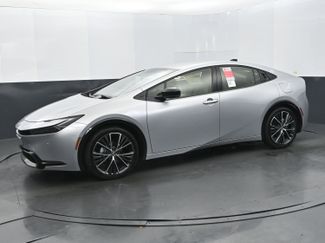 Used 2026 Toyota Prius XLE video 1