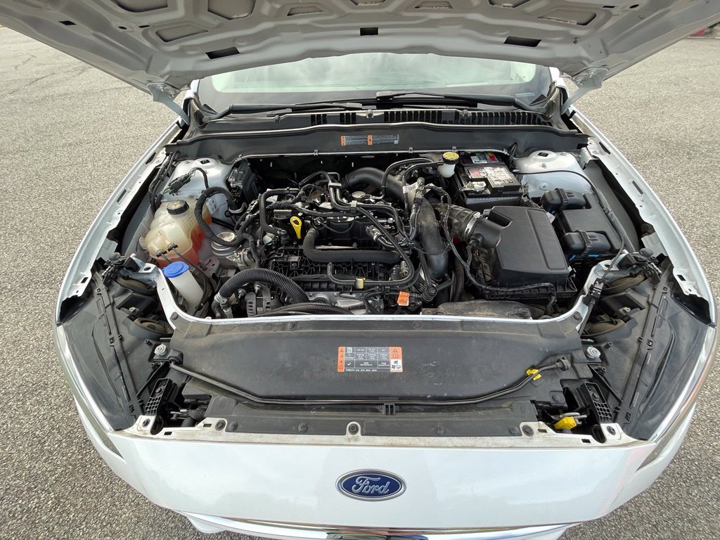 Used 2019 Ford Fusion SE FWD image 33