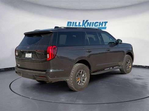 Used 2025 Ford Expedition Tremor image 5