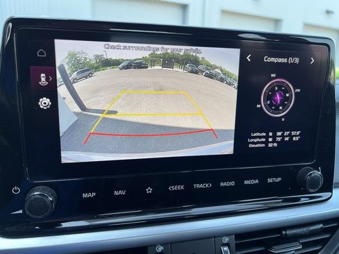 Used 2023 Kia Forte GT-Line w/ GT-Line Technology Package FWD image 19