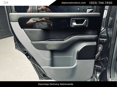 Used 2024 INEOS Grenadier AWD/4WD image 27