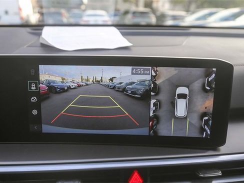 Certified 2025 Kia Sorento SX image 26