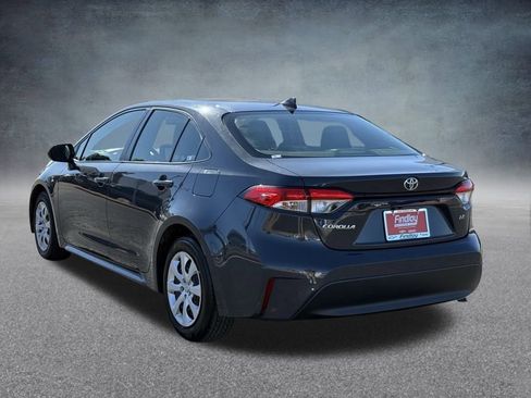 Used 2023 Toyota Corolla LE image 6