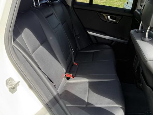 Used 2014 Mercedes-Benz GLK 350 2WD image 21