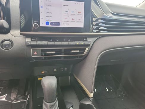 Used 2025 Toyota Camry LE FWD image 12