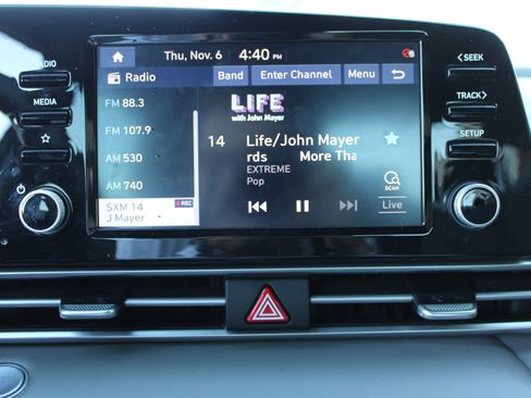 Used 2021 Hyundai Elantra SEL w/ Convenience + Premium Package image 27