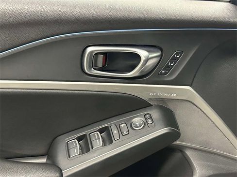 Used 2023 Acura Integra A-Spec image 13