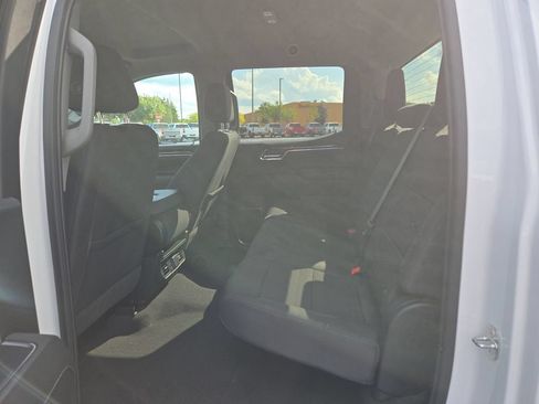Used 2024 Chevrolet Silverado 1500 LT AWD/4WD image 18