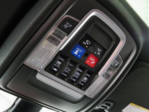 Used 2019 RAM 1500 Rebel w/ Rebel Level 2 Equipment Group AWD/4WD image 34