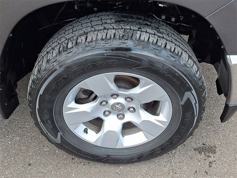 Used 2023 RAM 1500 Big Horn image 8