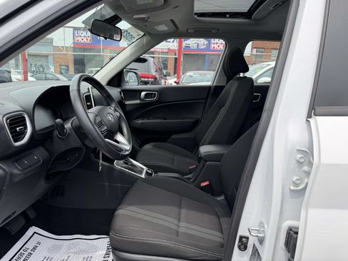 Certified 2023 Hyundai Venue SEL w/ Cargo Package FWD image 18