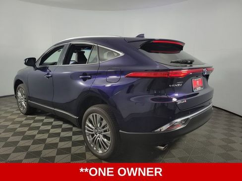 Used 2023 Toyota Venza XLE AWD/4WD image 6