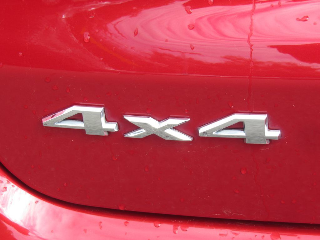 Used 2025 Jeep Compass Limited AWD/4WD image 9