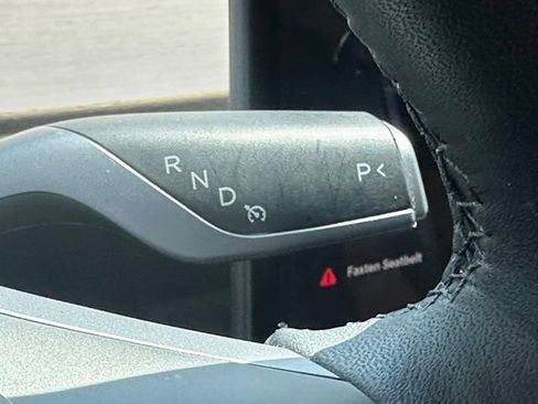 Used 2023 Tesla Model Y Long Range AWD/4WD image 19