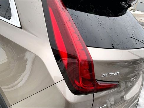 Used 2024 Cadillac XT4 Luxury w/ Cold Weather Package image 29