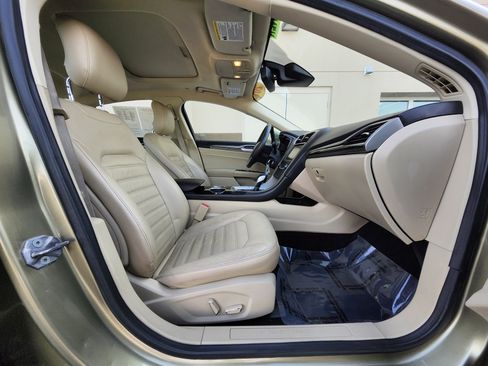 Used 2013 Ford Fusion SE image 24