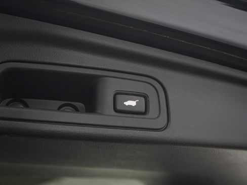 Used 2022 Honda Pilot Black Edition image 11