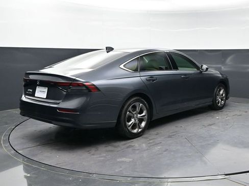 Used 2023 Honda Accord EX image 5