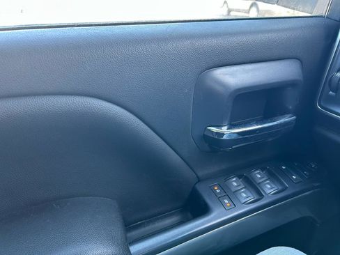 Used 2019 Chevrolet Silverado 1500 LT image 27