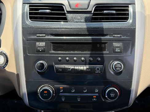 Used 2015 Nissan Altima 2.5 S w/ Power Driver Seat Package FWD image 26