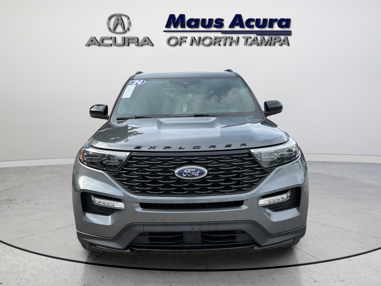 Used 2024 Ford Explorer ST-Line w/ Class IV Trailer Tow Package AWD/4WD image 3