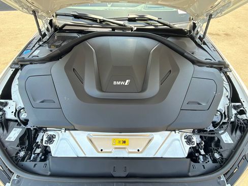 New 2026 BMW i4 eDrive35 w/ Premium Package AWD/4WD image 8