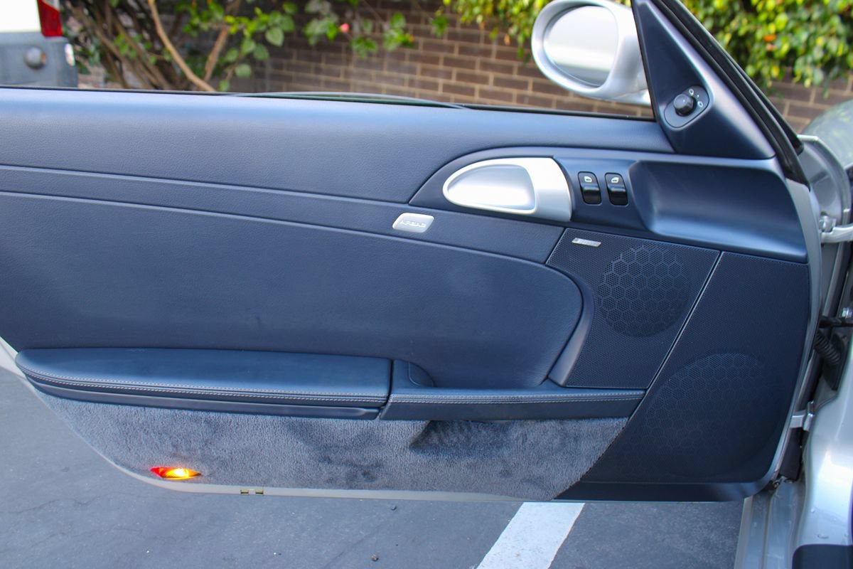 Used 2007 Porsche Cayman S RWD image 18