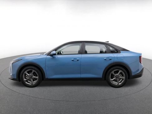 Used 2026 Kia K4 FWD image 4