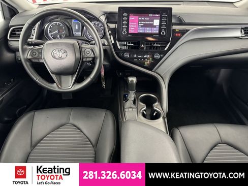 Used 2023 Toyota Camry SE FWD image 22