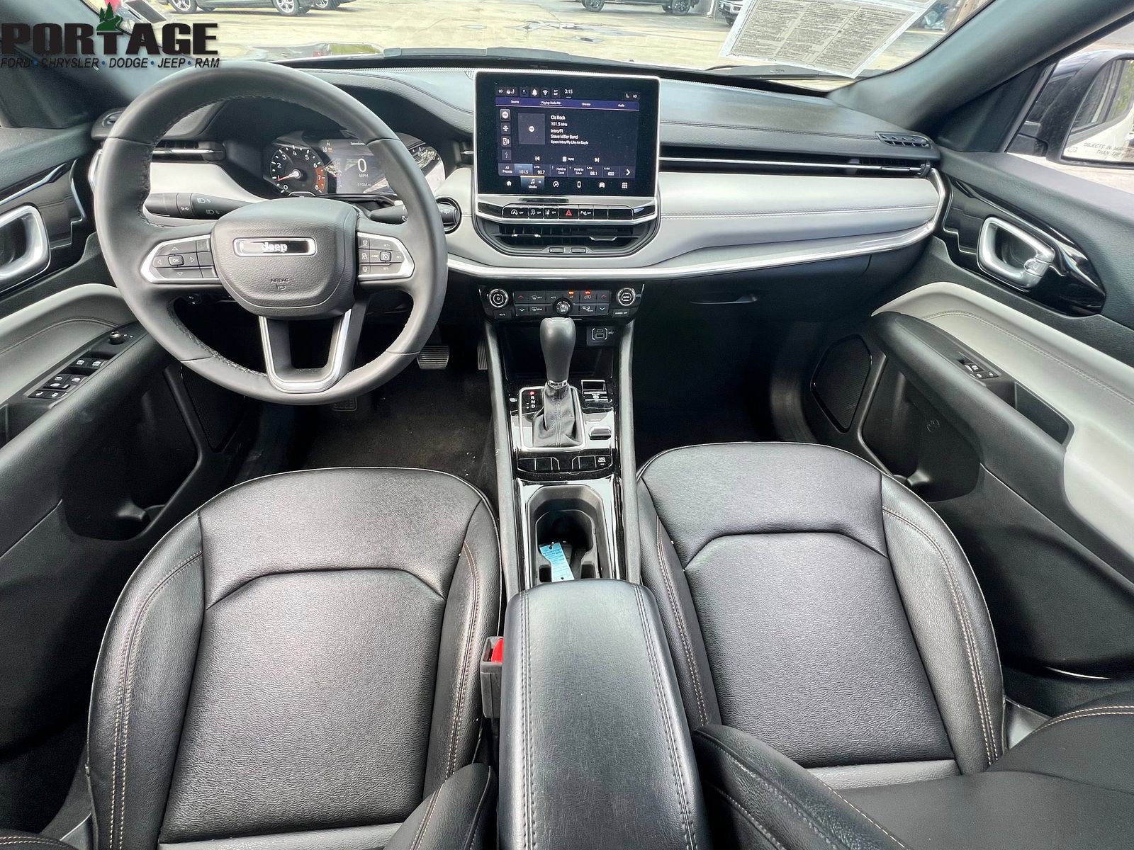 Used 2024 Jeep Compass Limited AWD/4WD image 8