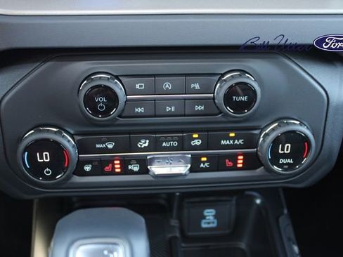 New 2025 Ford Bronco Outer Banks image 14