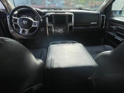 Used 2017 RAM 2500 Laramie w/ Convenience Group AWD/4WD image 11
