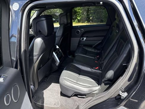 Used 2019 Land Rover Range Rover Sport SE AWD/4WD image 11