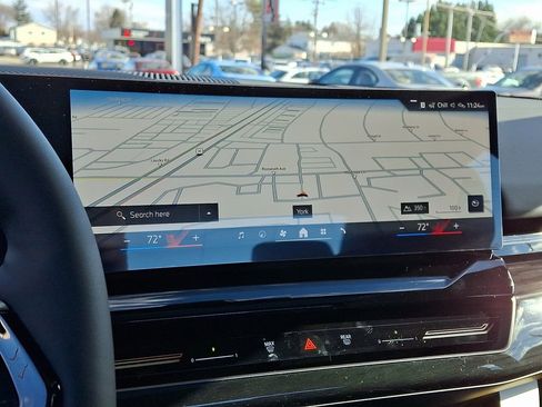 New 2026 BMW 530i xDrive w/ Convenience Package AWD/4WD image 3