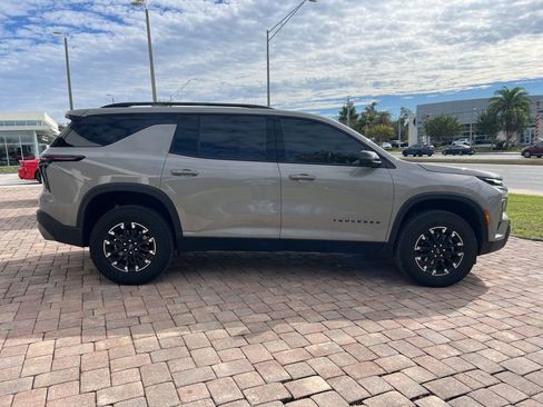 Used 2026 Chevrolet Traverse Z71 image 7