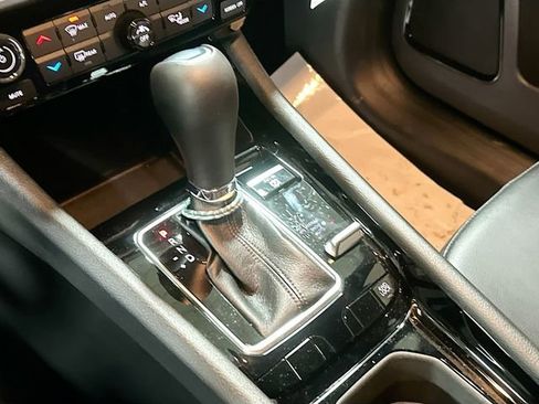 New 2026 Jeep Compass Limited image 17